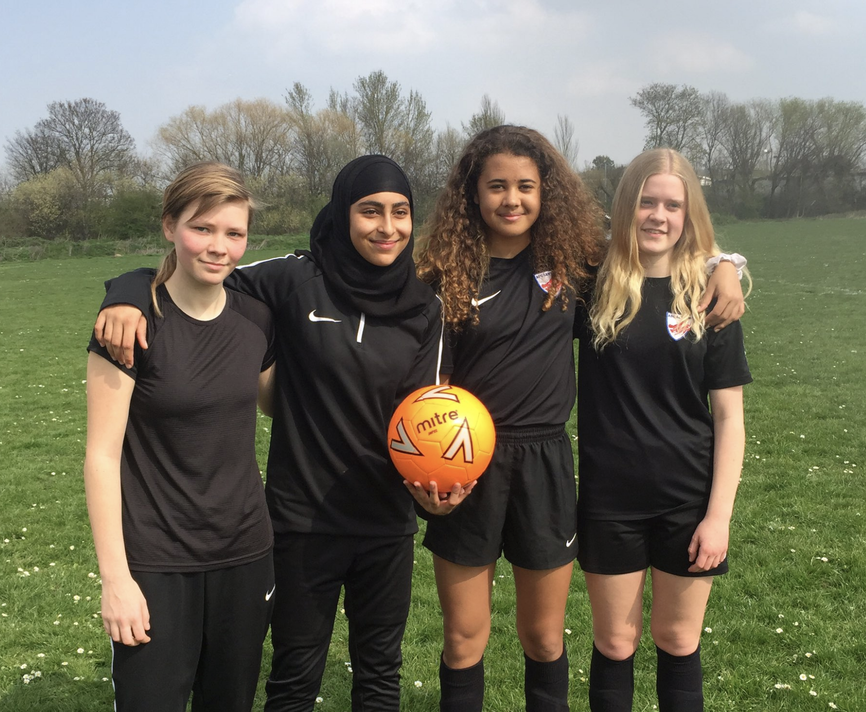 AFC Leyton provides free girls football sessions this summer